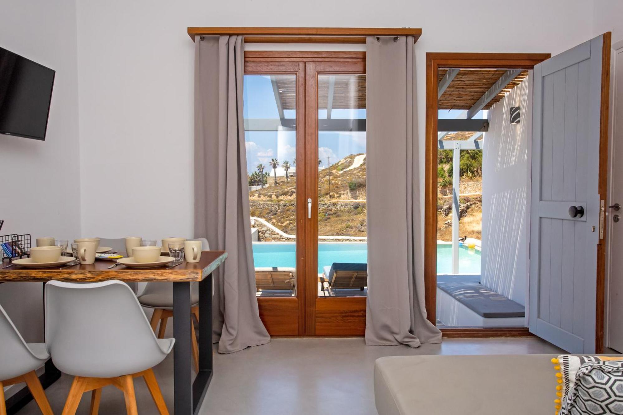 Aqua Breeze Seaview Pool Suites Mykonos Mykonos Town Экстерьер фото